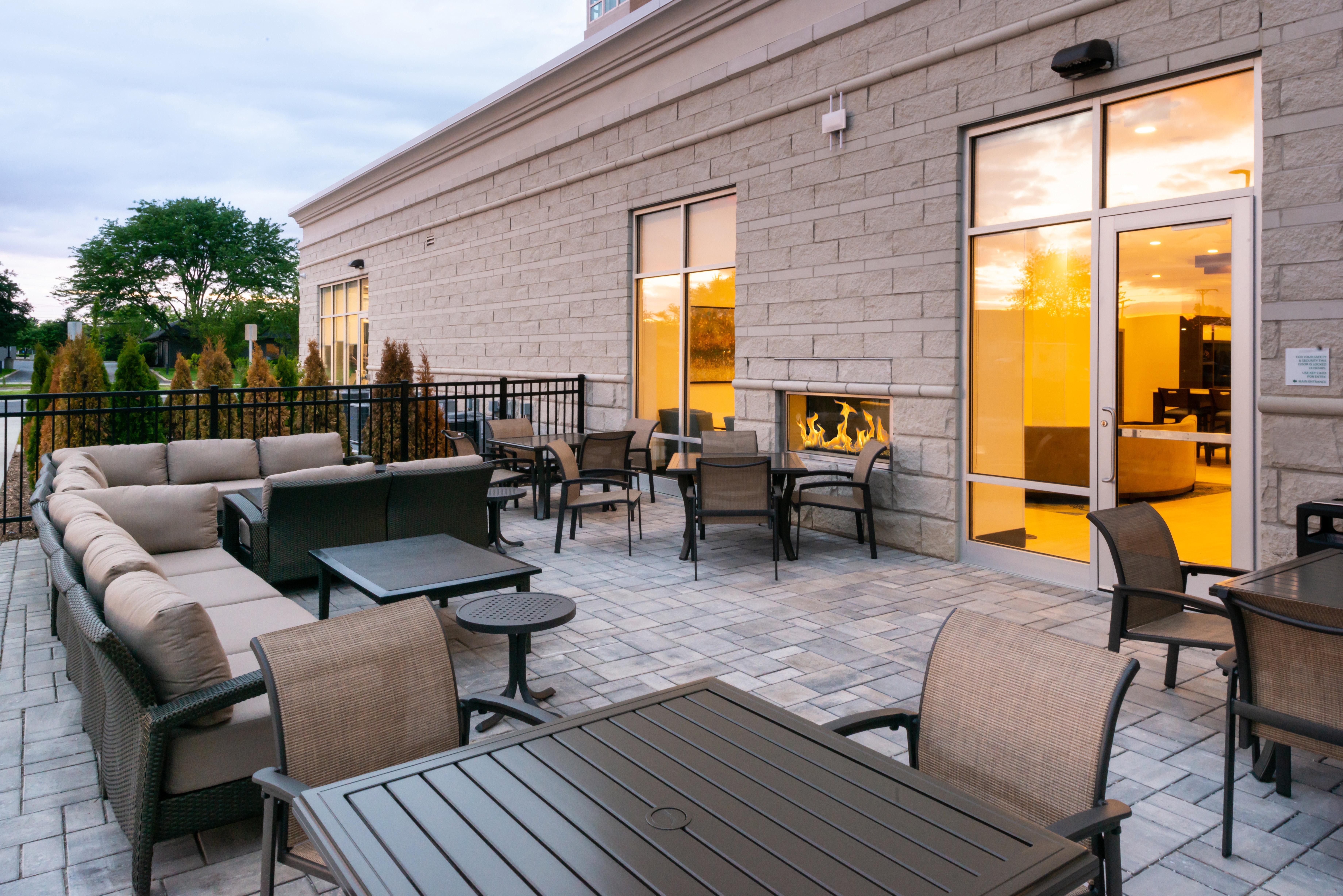 Holiday Inn & Suites - Farmington Hills - Detroit Nw By Ihg Dış mekan fotoğraf