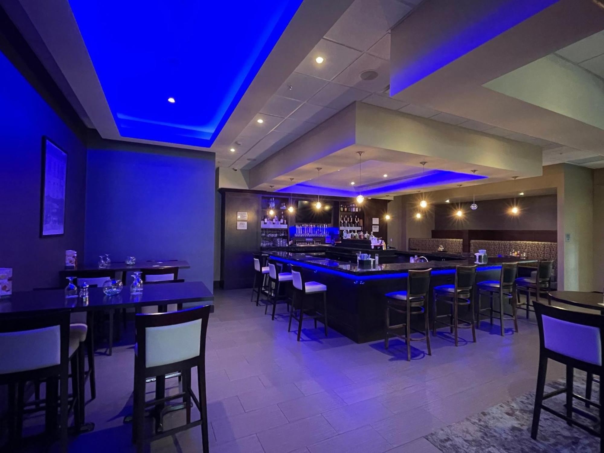 Holiday Inn & Suites - Farmington Hills - Detroit Nw By Ihg Dış mekan fotoğraf