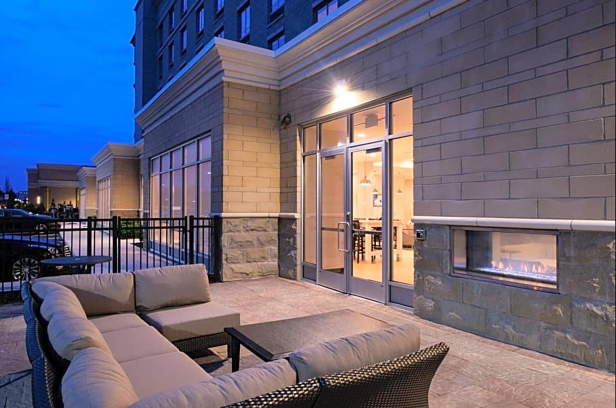 Holiday Inn & Suites - Farmington Hills - Detroit Nw By Ihg Dış mekan fotoğraf